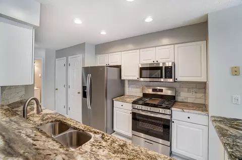5333 Bethel Park Dr, Columbus, OH 43235