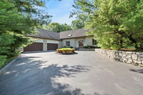 769 Curleys Ct, Columbus, OH 43235