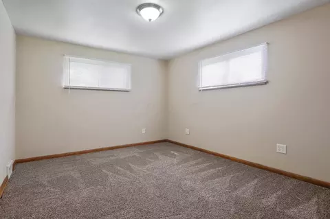 3545 Eakin Rd, Columbus, OH 43204 photo 12
