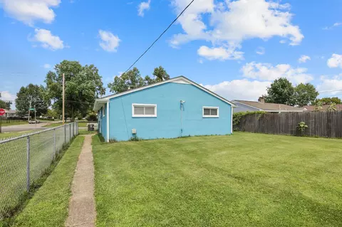 3545 Eakin Rd, Columbus, OH 43204 photo 2