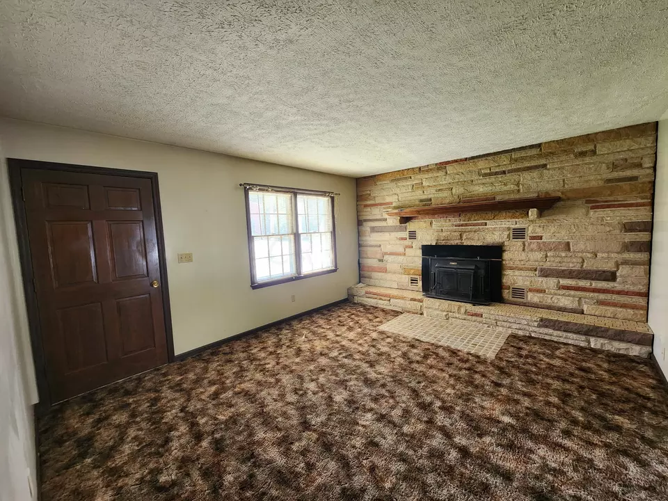  18961 Shriner St, Laurelville, OH 43135 photo 7