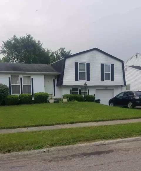 1884 Richtree Rd, Columbus, OH 43219