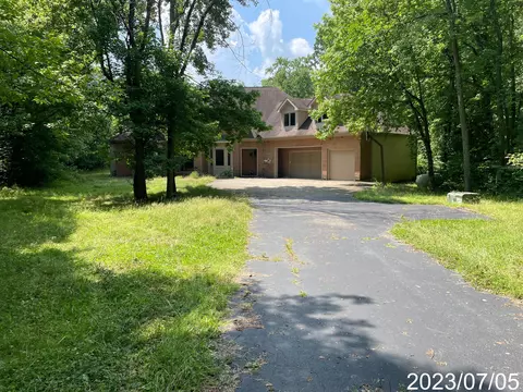 5568 Plumb Rd, Galena, OH 43021