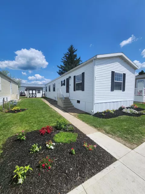 53 Cypress Dr, Marysville, OH 43040