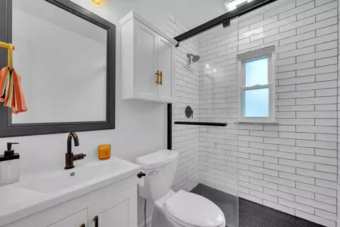 655 E Weisheimer Rd, Columbus, OH 43214 photo 15
