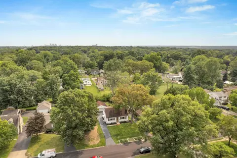 655 E Weisheimer Rd, Columbus, OH 43214 photo 27