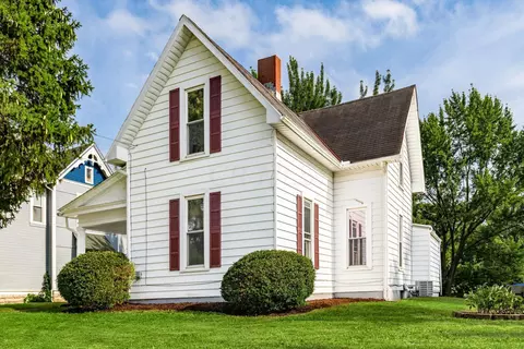 275 W Main St, Mechanicsburg, OH 43044