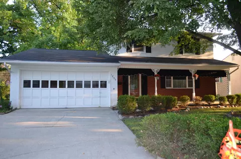 1299 Bosworth Sq S, Columbus, OH 43229