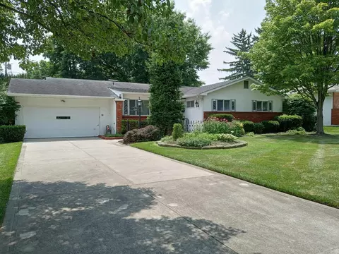1087 Parkleigh Rd, Columbus, OH 43220