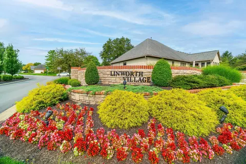 905 Augusta Glen Dr, Columbus, OH 43235