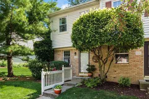 508 Foxtrail Cir W #28, Westerville, OH 43081
