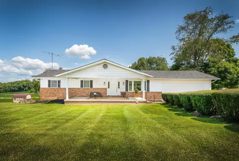 14105 Beckley Rd, Mount Vernon, OH 43050
