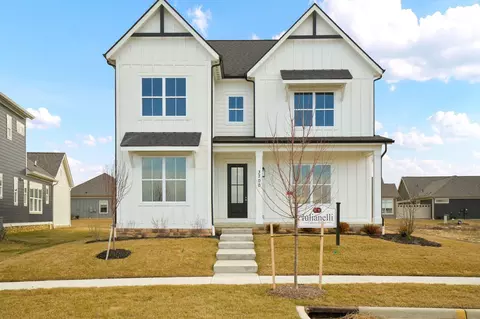 3700 Beulah Park Dr, Grove City, OH 43123