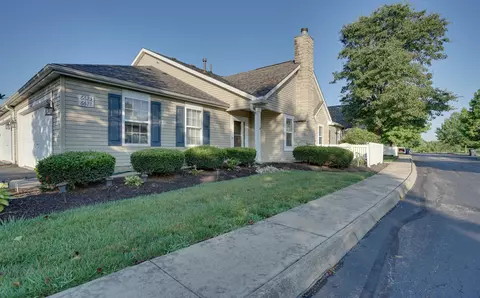 6621 Eagle Ridge Ln, Canal Winchester, OH 43110