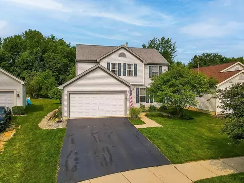 671 Rainbow Dr, Marysville, OH 43040