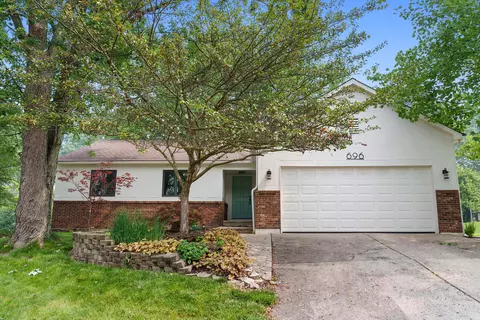 696 Fleetrun Ave, Columbus, OH 43230