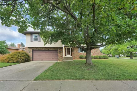 6012 Darby Ln, Columbus, OH 43229