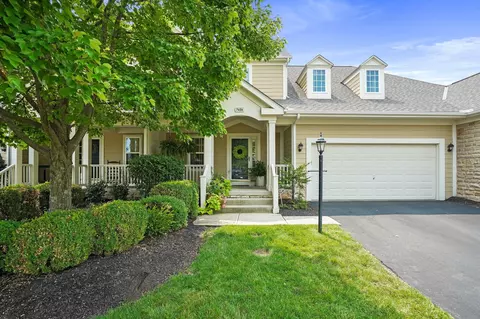 7626 Wensley Ln, Westerville, OH 43082