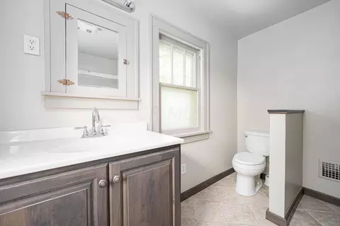 97 E Blake Ave, Columbus, OH 43202 photo 19