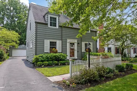 139 Aldrich Rd, Columbus, OH 43214