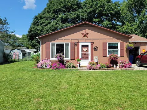 64 Vaughn Rd, Delaware, OH 43015