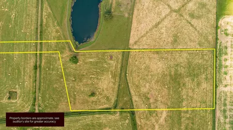 988 Case Rd, Delaware, OH 43015 photo 2