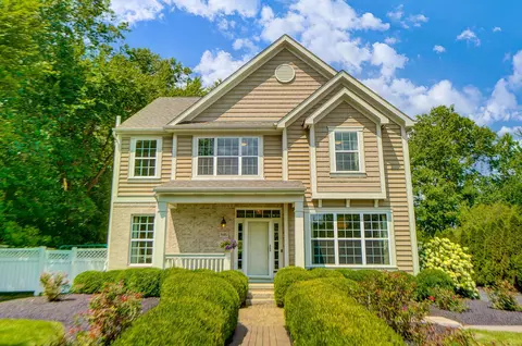 646 Collier Dr, Westerville, OH 43082