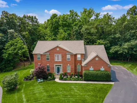 7904 Norma Ct, Lewis Center, OH 43035
