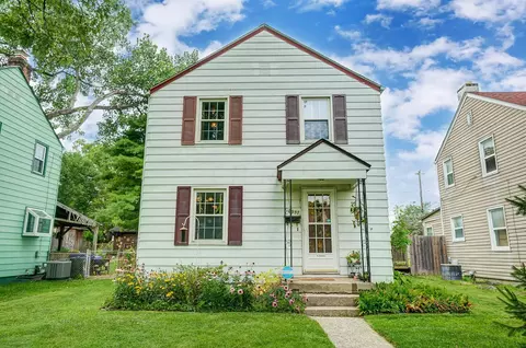2957 Norwood St, Columbus, OH 43224