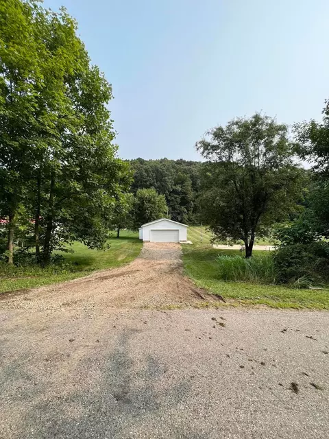 7573 Crooks Rd SW, Lancaster, OH 43130