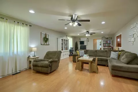 335 Pine Ridge Rd, Jackson, OH 45640 photo 18