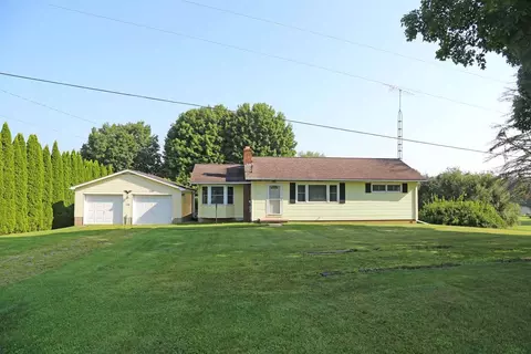 11981 Armentrout Rd, Fredericktown, OH 43019