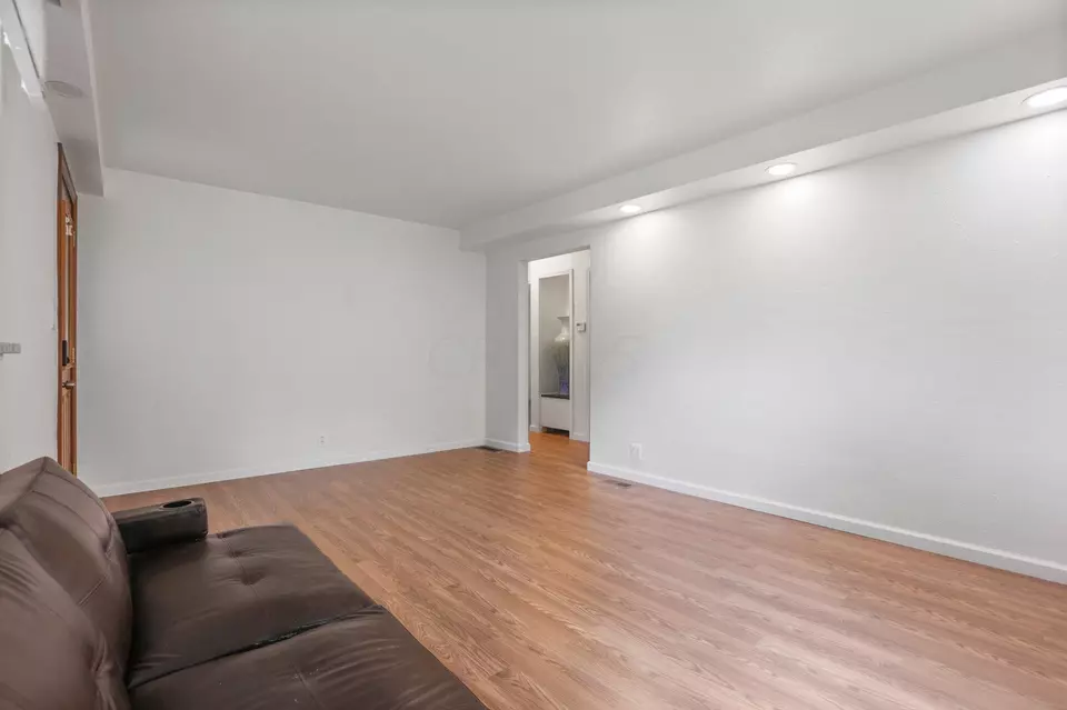  1778 Kenny Rd, Columbus, OH 43212 photo 11