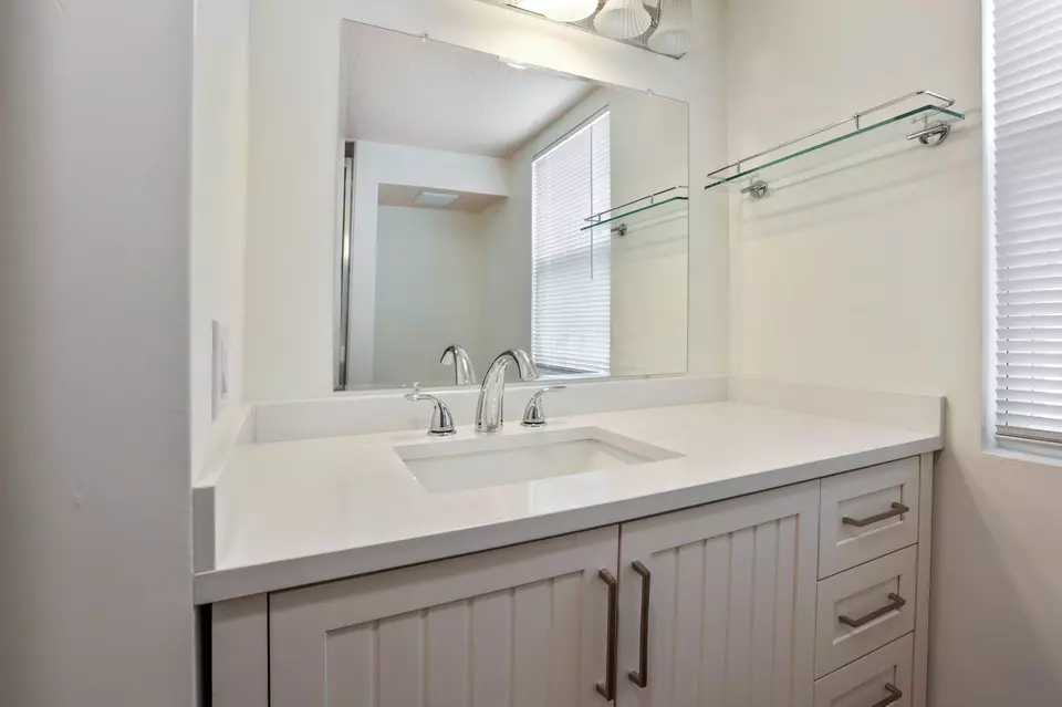  1778 Kenny Rd, Columbus, OH 43212 photo 25