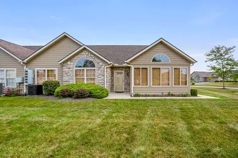 1633 Crossing Blvd, Circleville, OH 43113