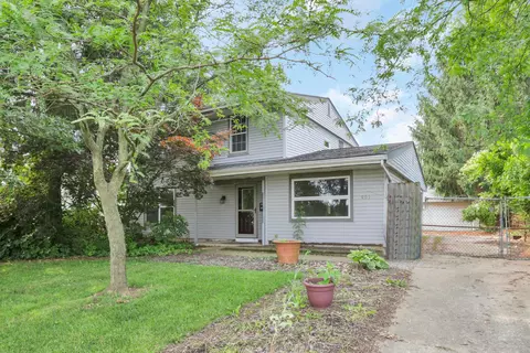901 Alburn Dr, Columbus, OH 43207