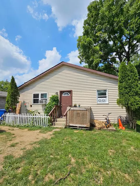 24 Ohio St, Delaware, OH 43015