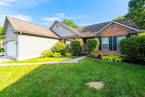 219 W Hull Dr, Delaware, OH 43015