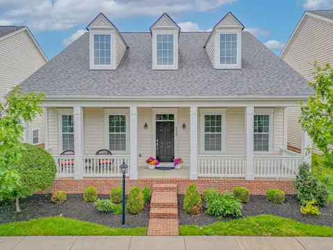 5105 Hearthstone Park Dr, New Albany, OH 43054