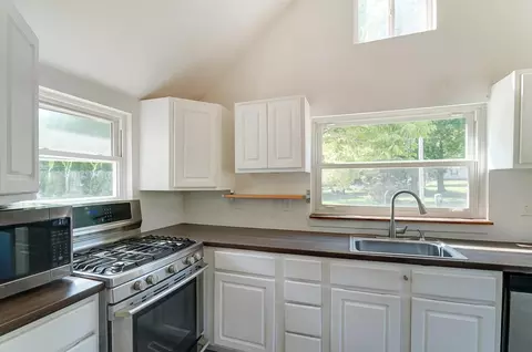 100 E Pawnee Dr, Powell, OH 43065 photo 13