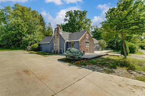 100 E Pawnee Dr, Powell, OH 43065 photo 6