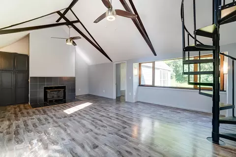100 E Pawnee Dr, Powell, OH 43065 photo 9