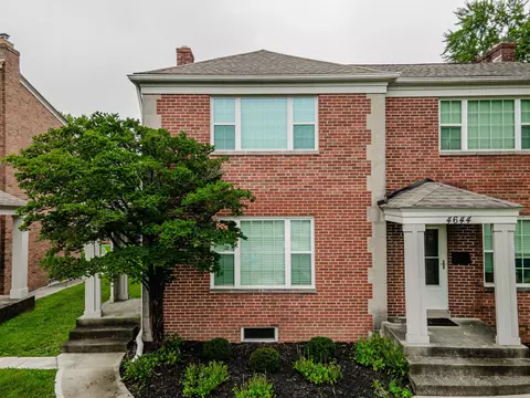 4648 N High St, Columbus, OH 43214