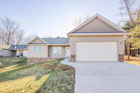 23 Cherry Hill Ct, Howard, OH 43028