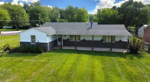 2425 San Chez Trl, London, OH 43140