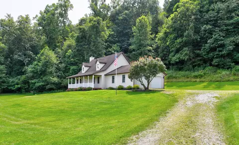 1421 Tarkiln Rd SE, Lancaster, OH 43130