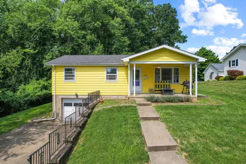 2007 Tannehill St, Zanesville, OH 43701