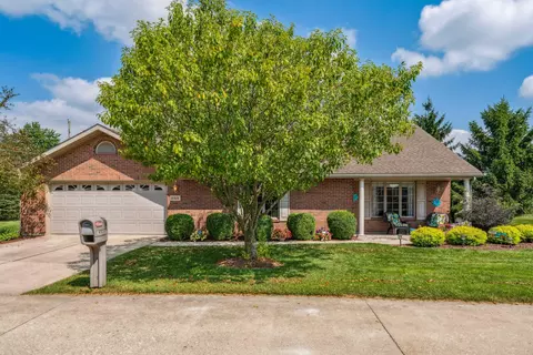 648 Wood Run Dr, Marysville, OH 43040