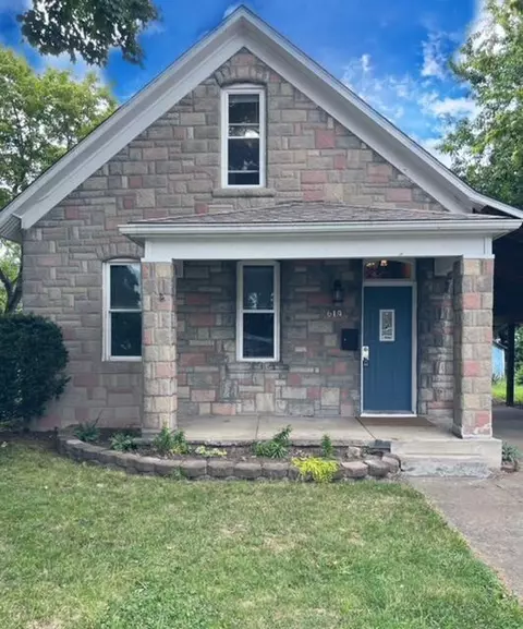 619 E 6th Ave, Lancaster, OH 43130