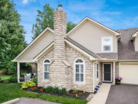 6231 Hampton Green Pl #4-D, Dublin, OH 43016